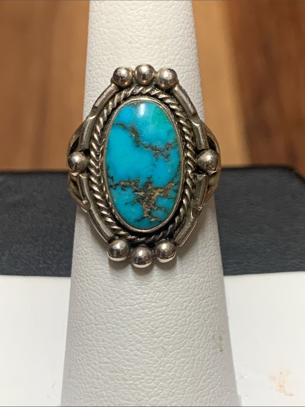 Vintage Turquoise Ring - Picture 2 of 8